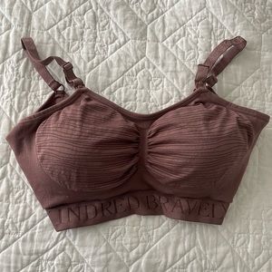 Kindred Bravely Sublime Hands-Free Pumping & Nursing Bra. Size Large